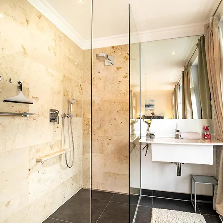 Paula Promenadendeck Apartman Sellin