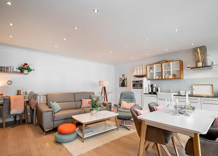 Paula Promenadendeck Apartment *